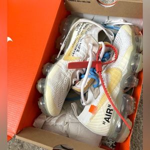 Nike Vapor Max Off White